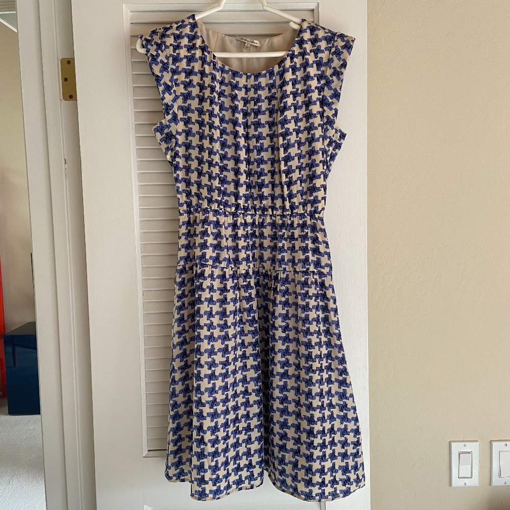 Broadway and Broome Blue & Cream Patterned Dress